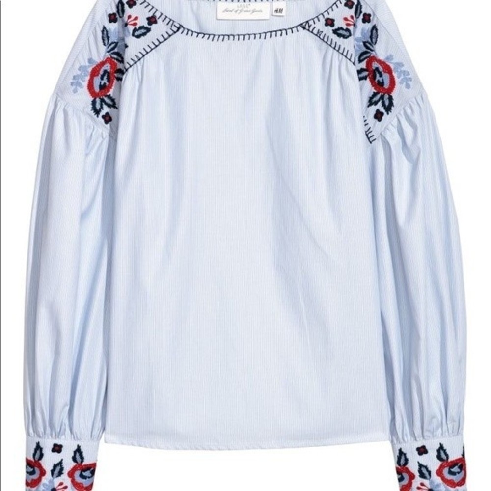 H&M Light Blue Blouse with Floral Embroidery - Size Small/Medium - Picture 7 of 7